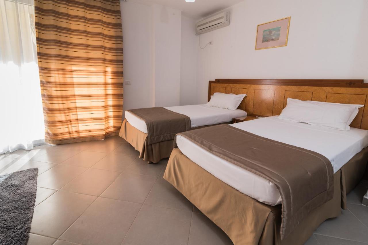 Rafaelo Resort Shëngjin Extérieur photo